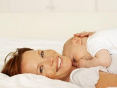 Emicrania e coliche: legame tra mamma e bambino