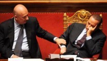 Berlusconi: lettera delle 16 colombe di fli e pdl