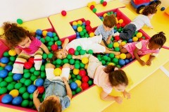 Asilo nido: arrestate maestre, schiaffi ai bambini
