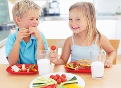 Alimentazione bambini: l'influenza delle mense
