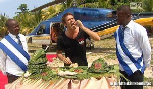 Isola dei Famosi 2011: principe mangia scarafaggi