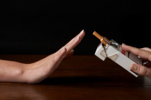 Smettere di fumare è difficile: colpa di un'enzima