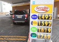 benzina- Sciopero benzinai: è ufficiale, 10 giorni