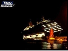 Incidente Costa Concordia: aggiornamenti su vittime, dispersi e indagini