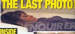 Whitney Houston foto cadavere morta
