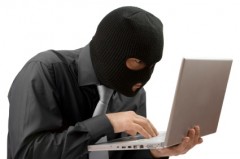 Twitter: 55000 account violati, allarme privacy