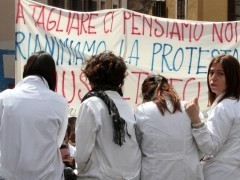 Specializzandi: ancora proteste alla Camera