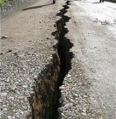 Terremoto oggi: 7 vittime e 50 feriti