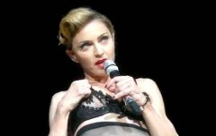 Madonna: video strip a Istanbul