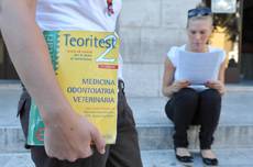 UNIVERSITA': TEST MEDICINA ALLA SAPIENZA Soluzioni test Medicina 2012: domande risolte in tempo reale