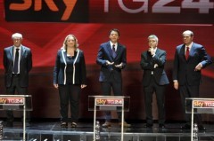 Seggi primarie Pd Napoli: 82 mila iscritti Italia bene comune