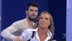 Video Mediaset: Uomini e Donne oggi 21 novembre 2012 Tara e Cristian anticipazioni