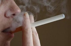sigaretta-elettronica- Sigaretta elettronica: rimedio efficace contro i tumori