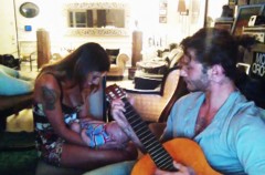 Belen e Santiago: video ninna nanna con Stefano De Martino