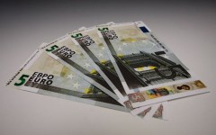 nuova-banconota-5-euro Nuova banconota da 5 euro foto e perchè 2 maggio 2013