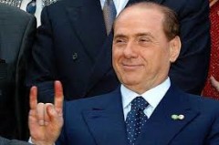 Berlusconi va in galera: sì o no. Dichiarazioni Santanchè. Video Youtube