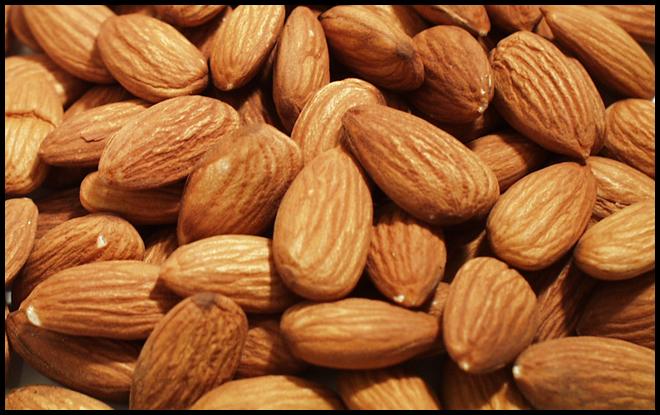 Mandorle: frutta secca della salute, tutti i benefici